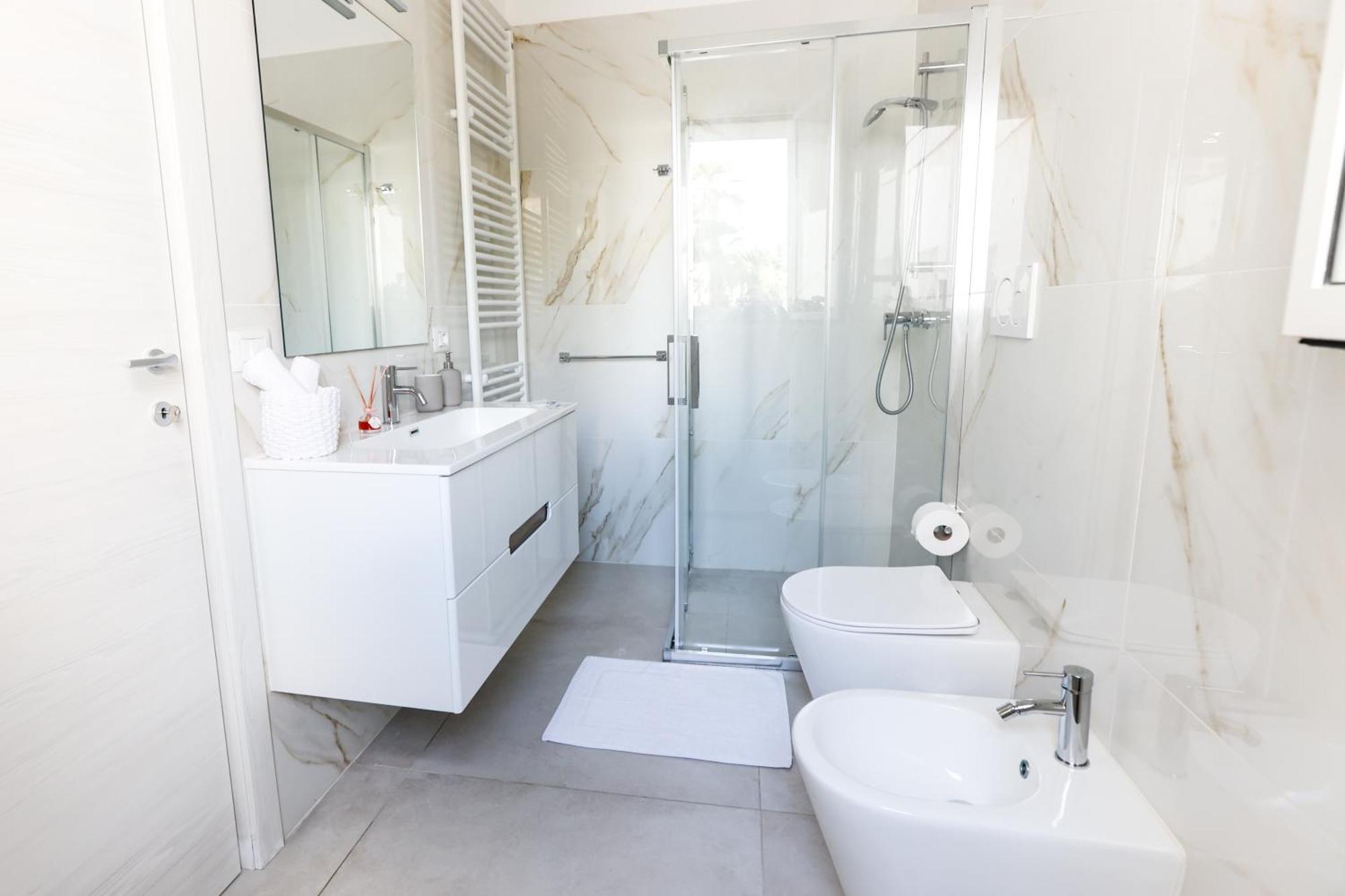 Elegante Bilocale Con Giardino Apartment Lecce Bagian luar foto